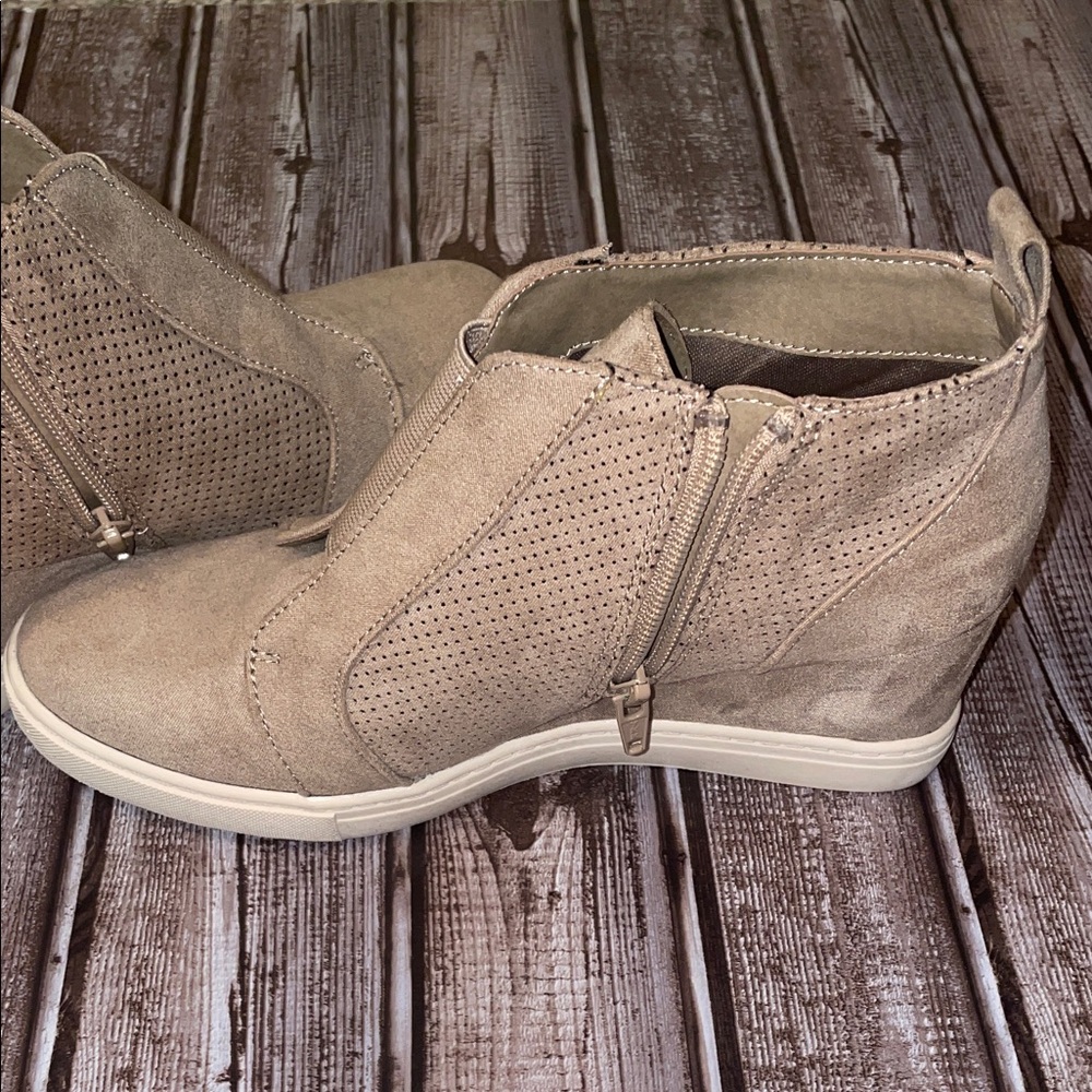 A New Day Beige Slip-On Boots - Picture 6 of 6